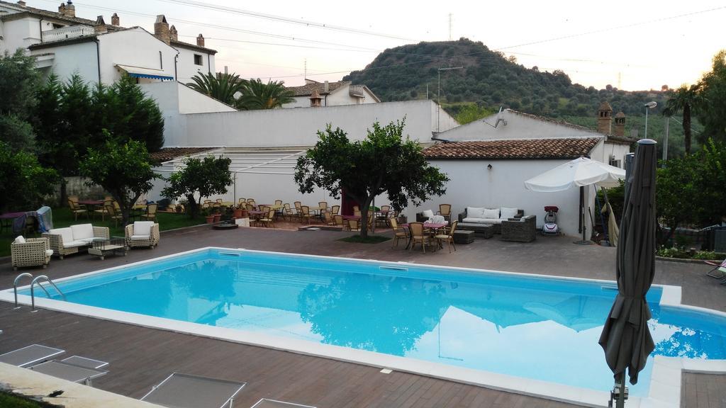 Agriturismo Malena Amica ภายนอก รูปภาพ
