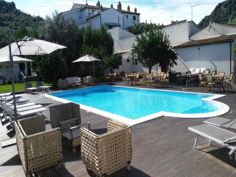 Agriturismo Malena Amica ภายนอก รูปภาพ