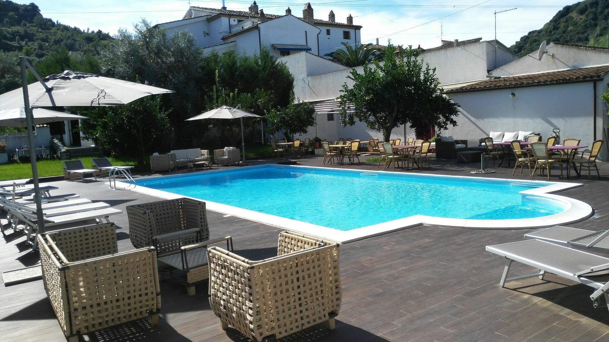 Agriturismo Malena Amica ภายนอก รูปภาพ